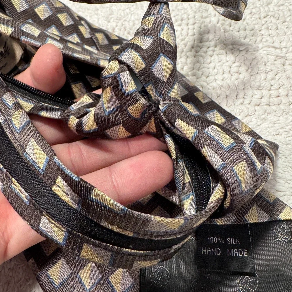 Galaxy Heartist Tie Black Beige Check Geometric 100%‎ Silk Rockabilly Vintage